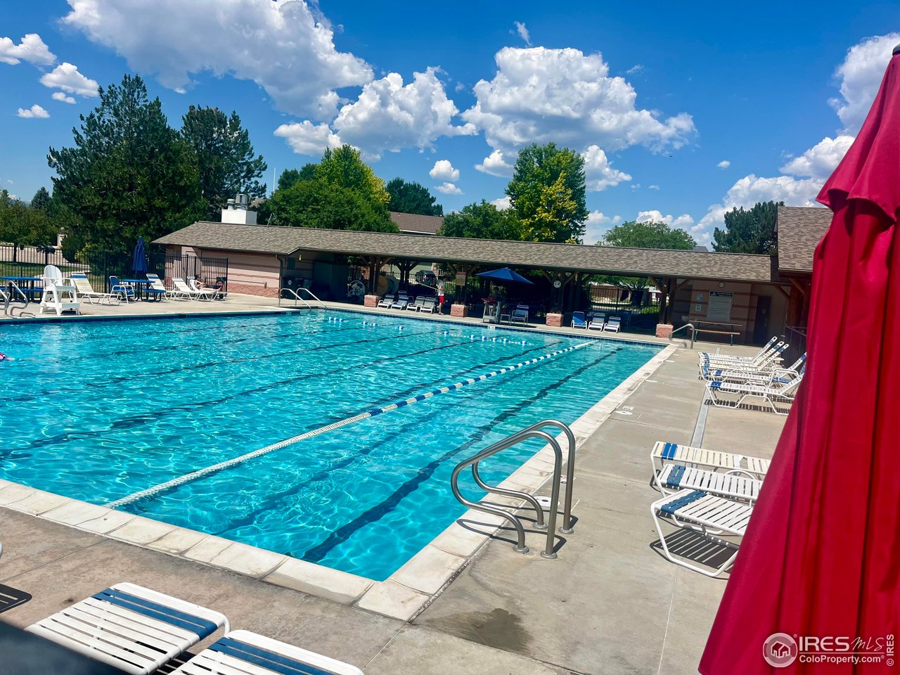 1401 Clover Creek Dr