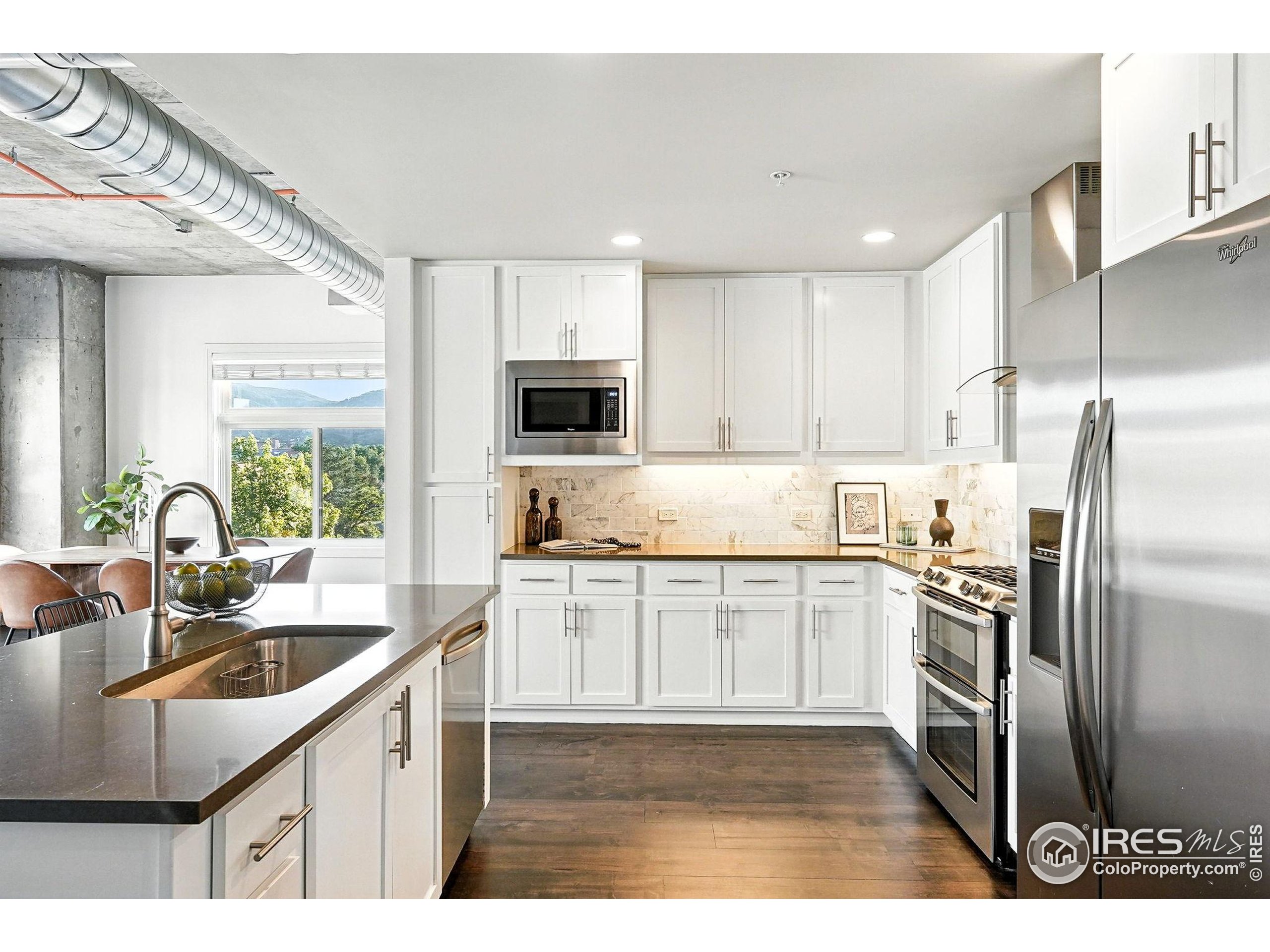 3401 Arapahoe Ave 420