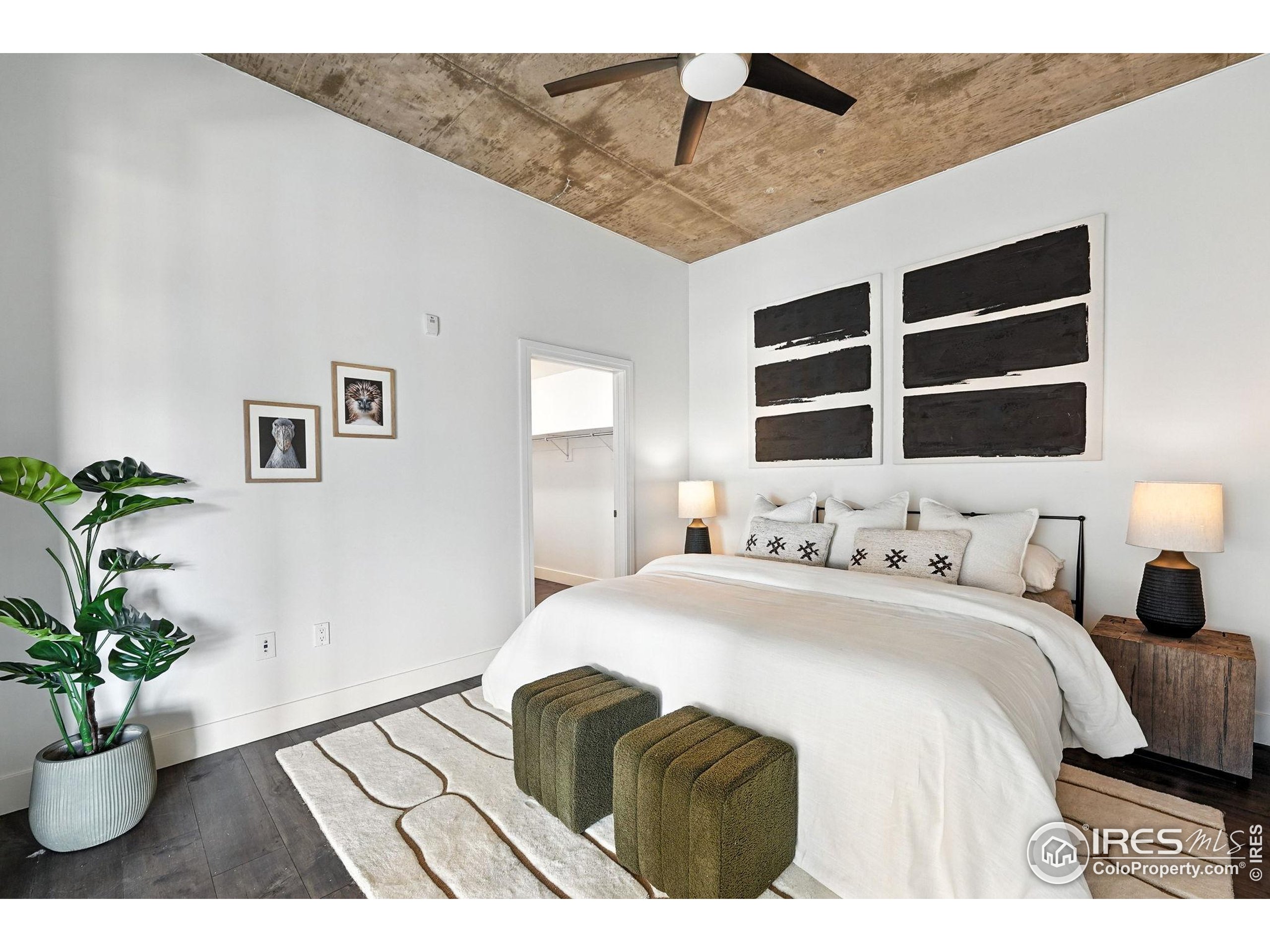 3401 Arapahoe Ave 420