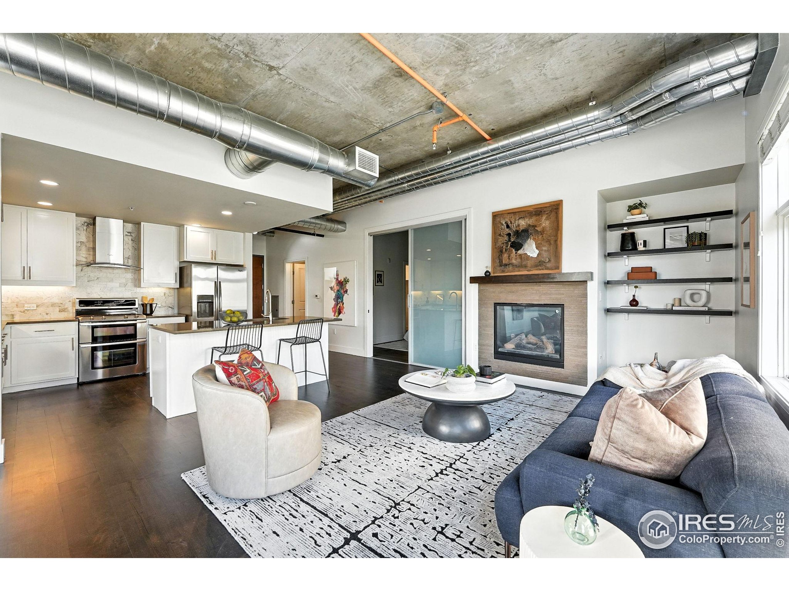 3401 Arapahoe Ave 420