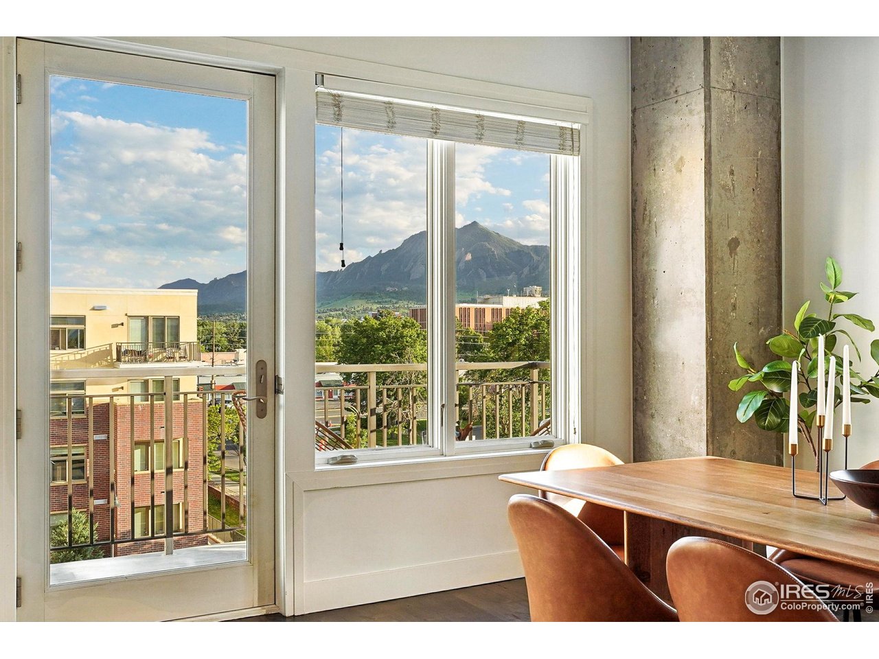 3401 Arapahoe Ave 420