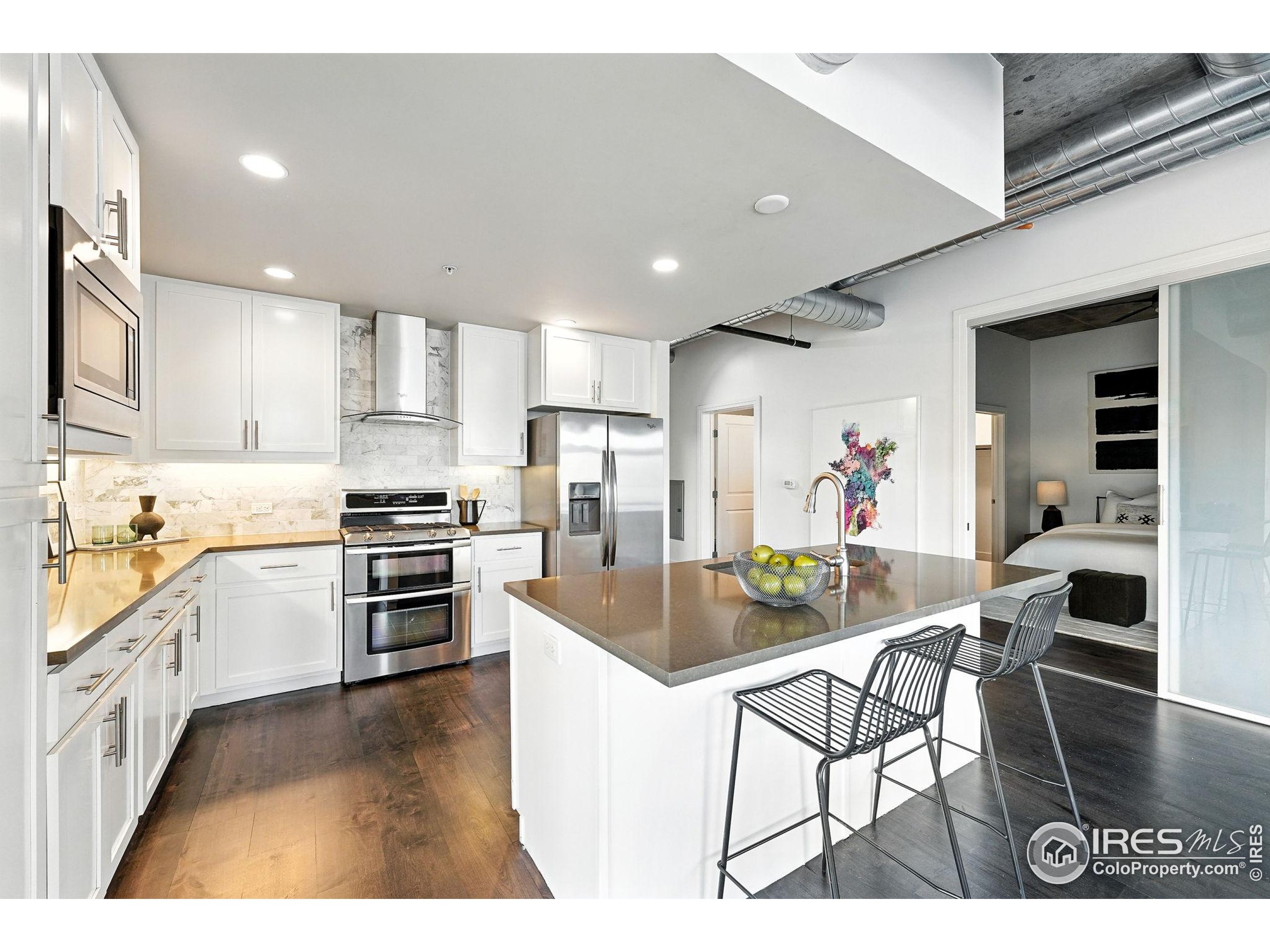 3401 Arapahoe Ave 420