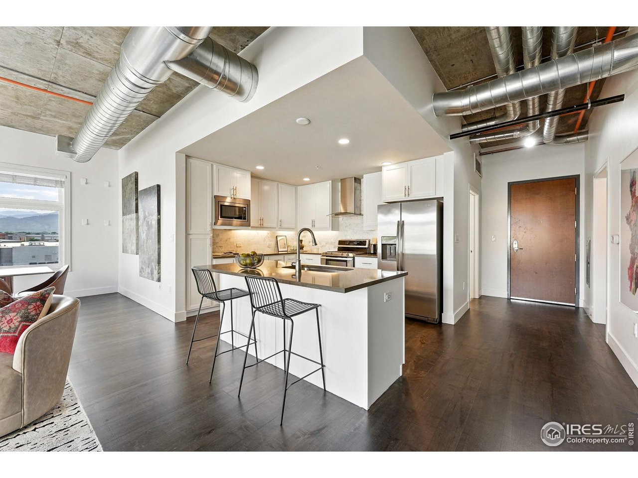 3401 Arapahoe Ave 420