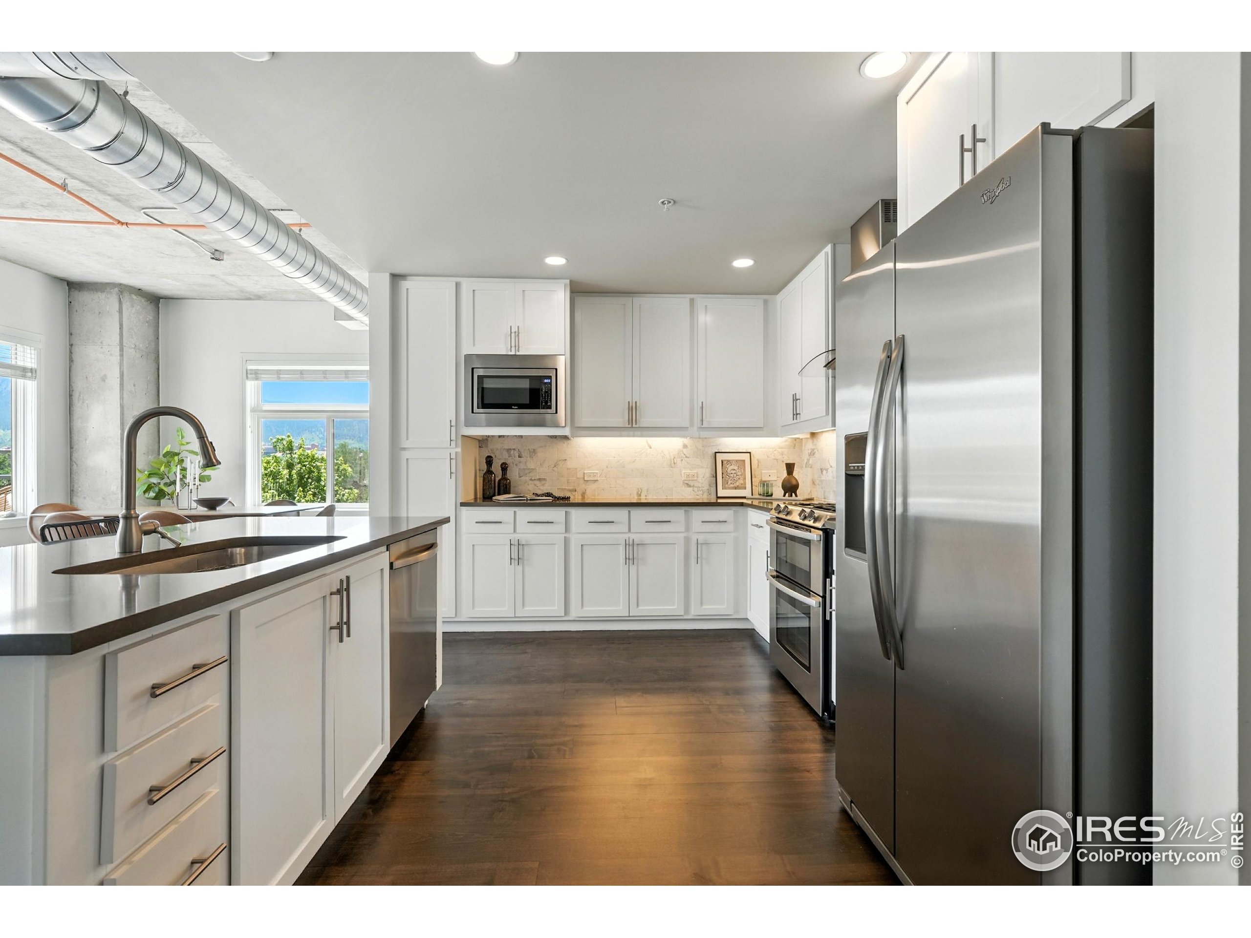 3401 Arapahoe Ave 420