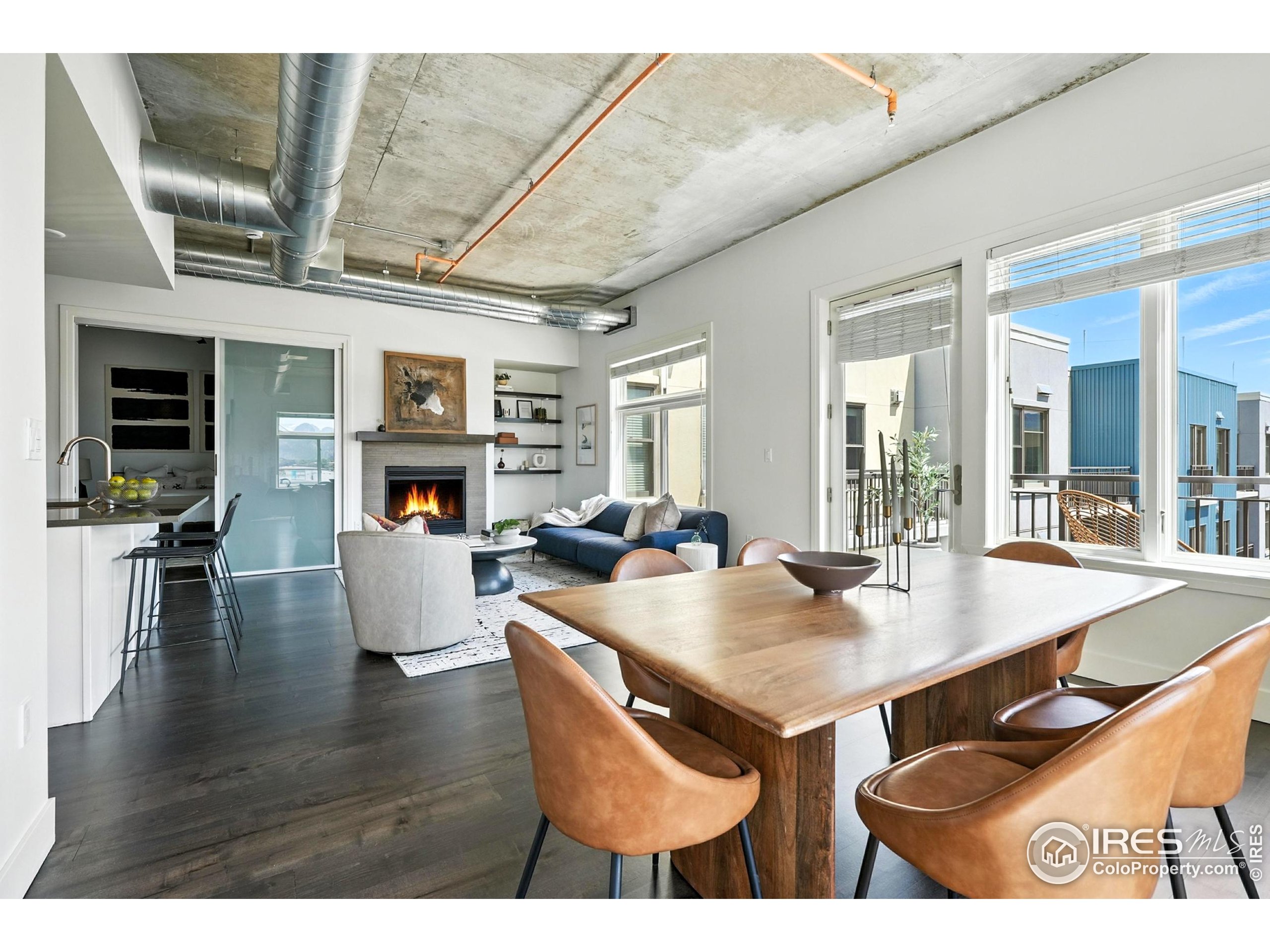 3401 Arapahoe Ave 420