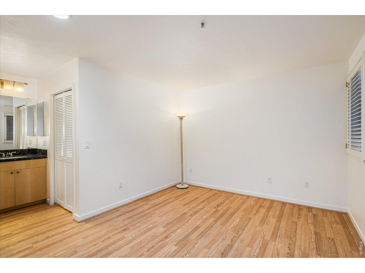 836 Walnut St B