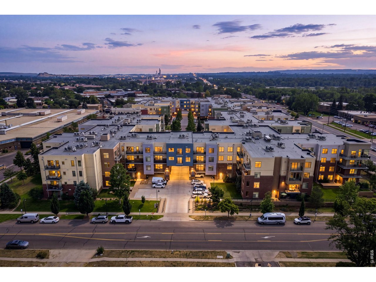 3401 Arapahoe Ave 220