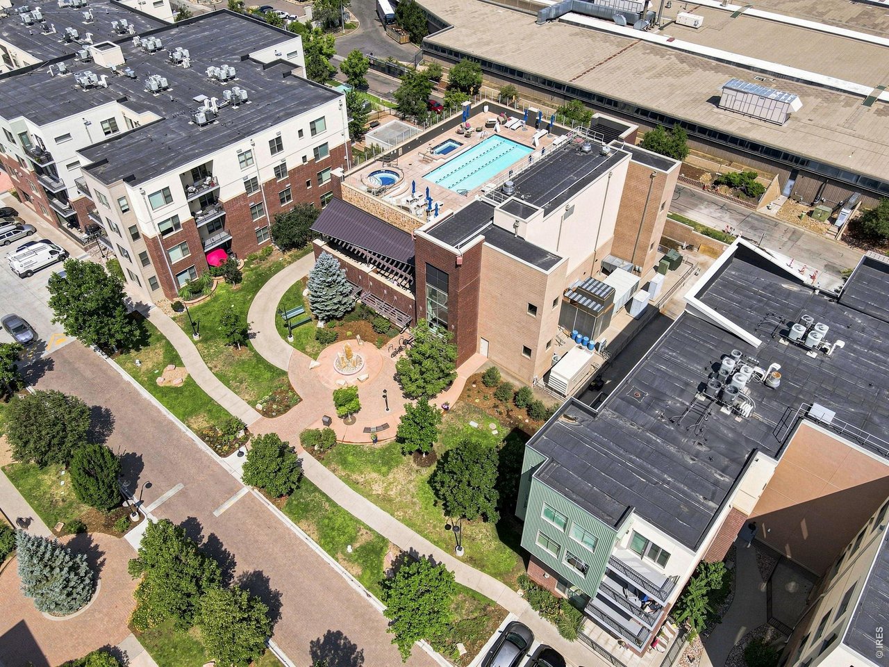 3401 Arapahoe Ave 220