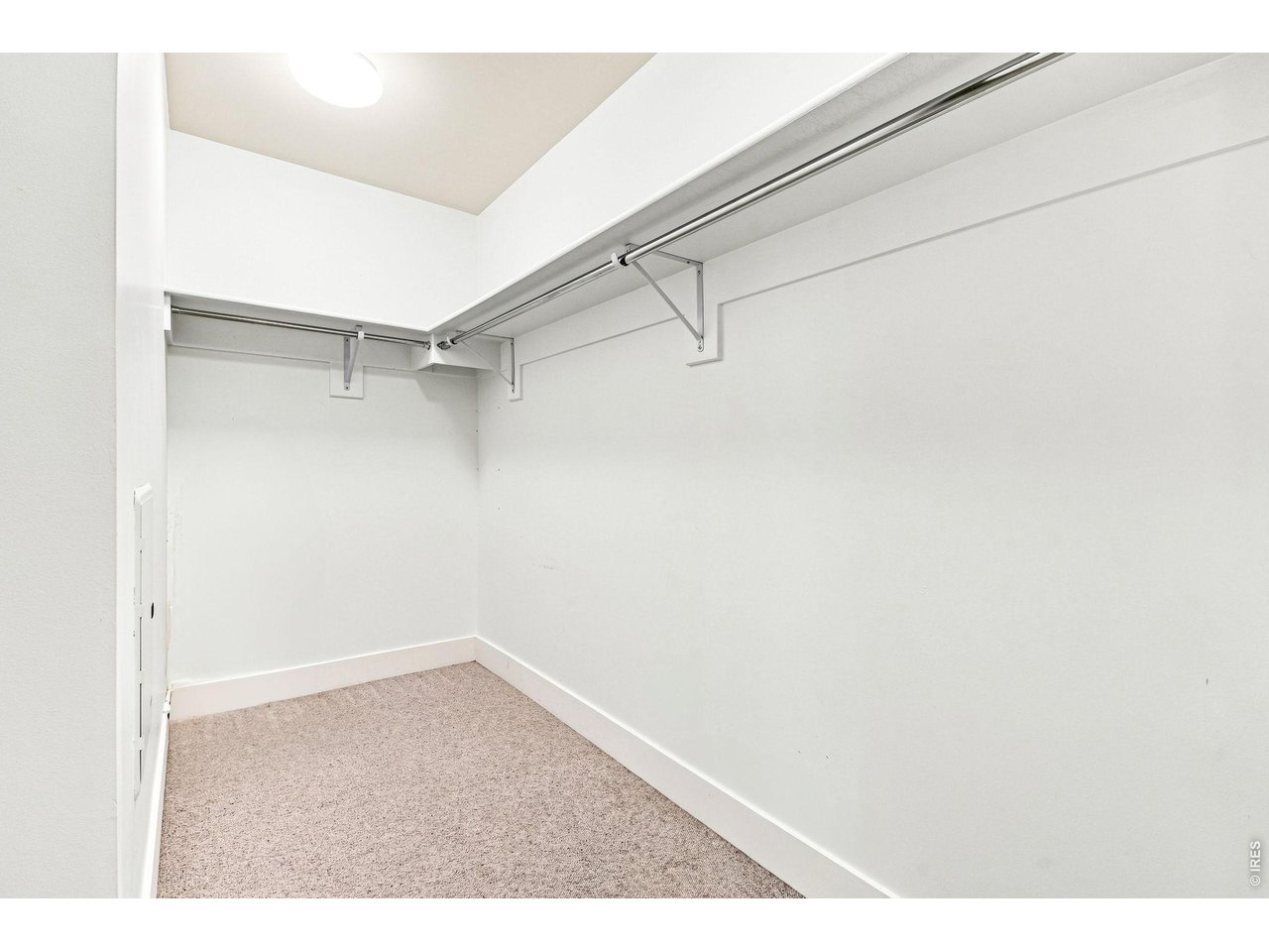 3401 Arapahoe Ave 220