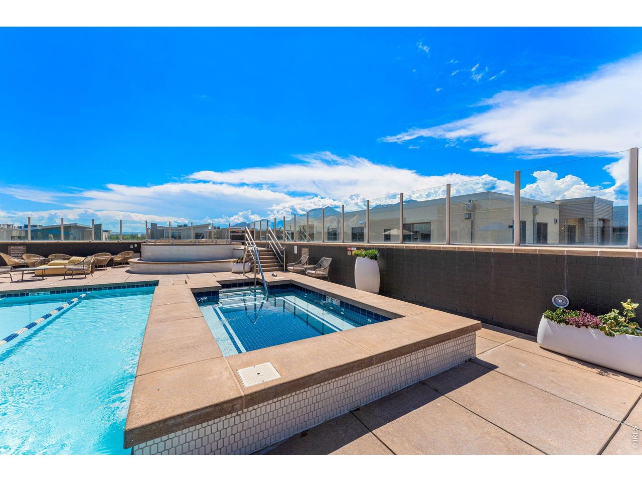 3401 Arapahoe Ave 220