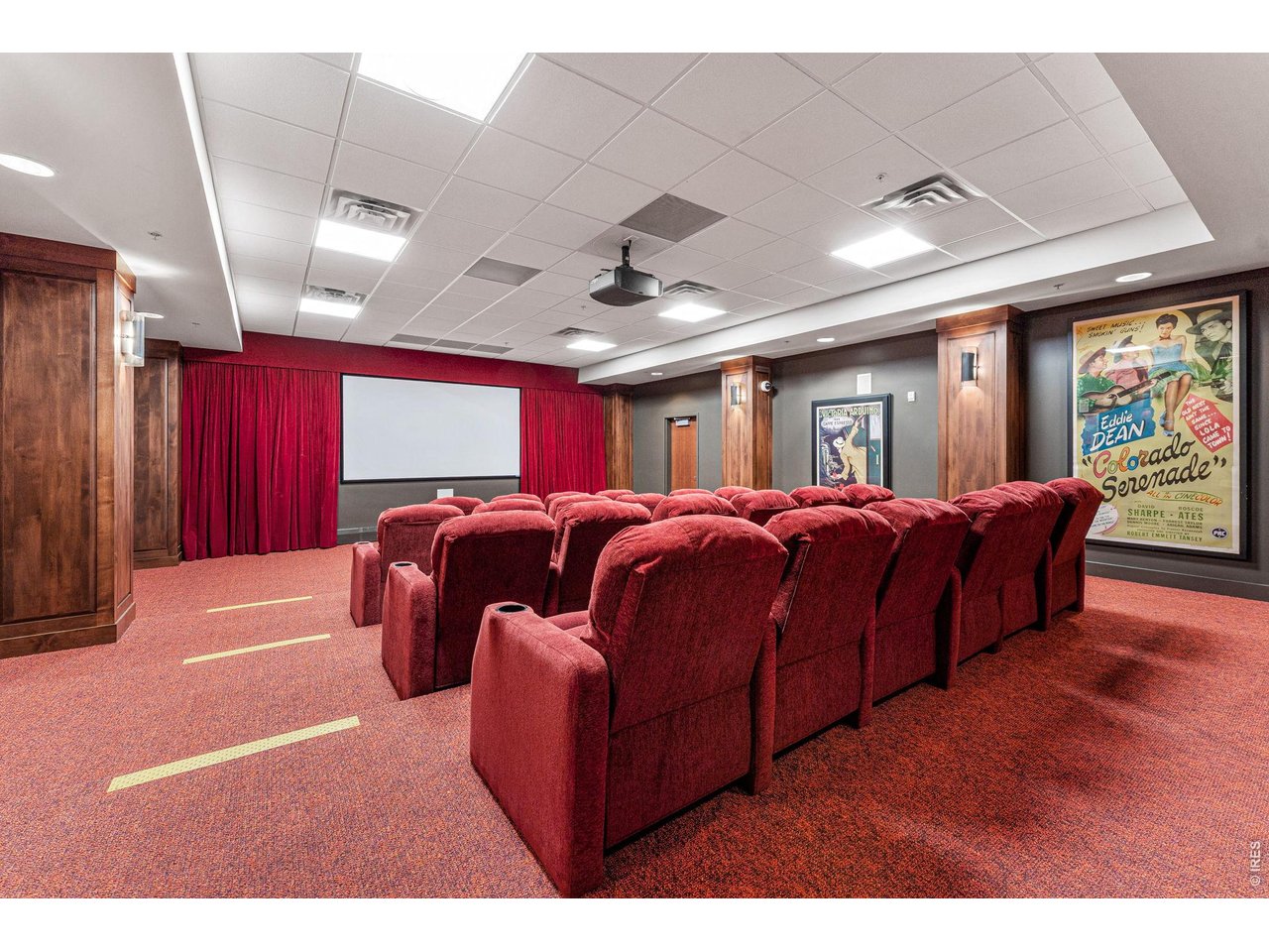 3401 Arapahoe Ave 220