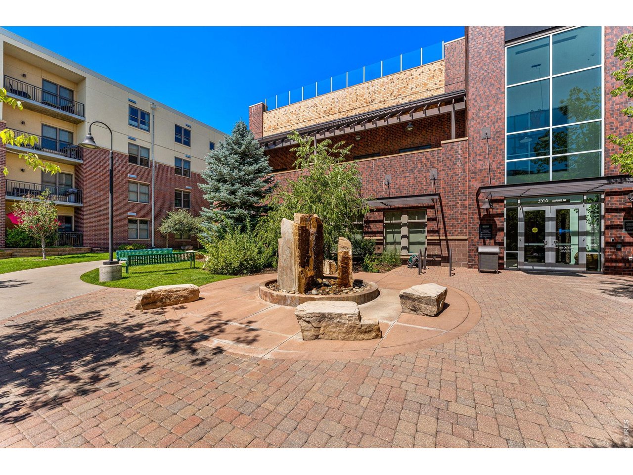 3401 Arapahoe Ave 220