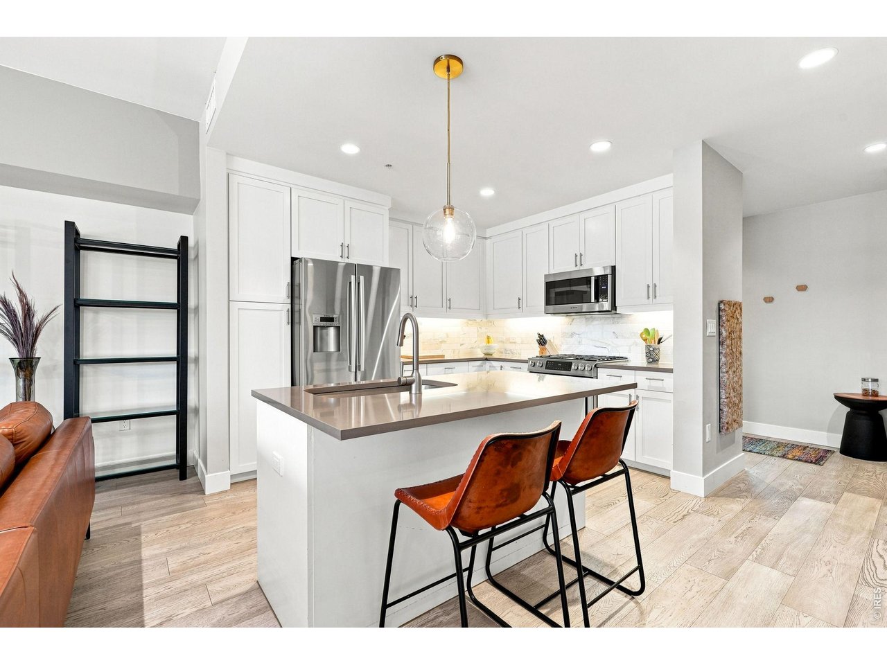 3301 Arapahoe Ave 229