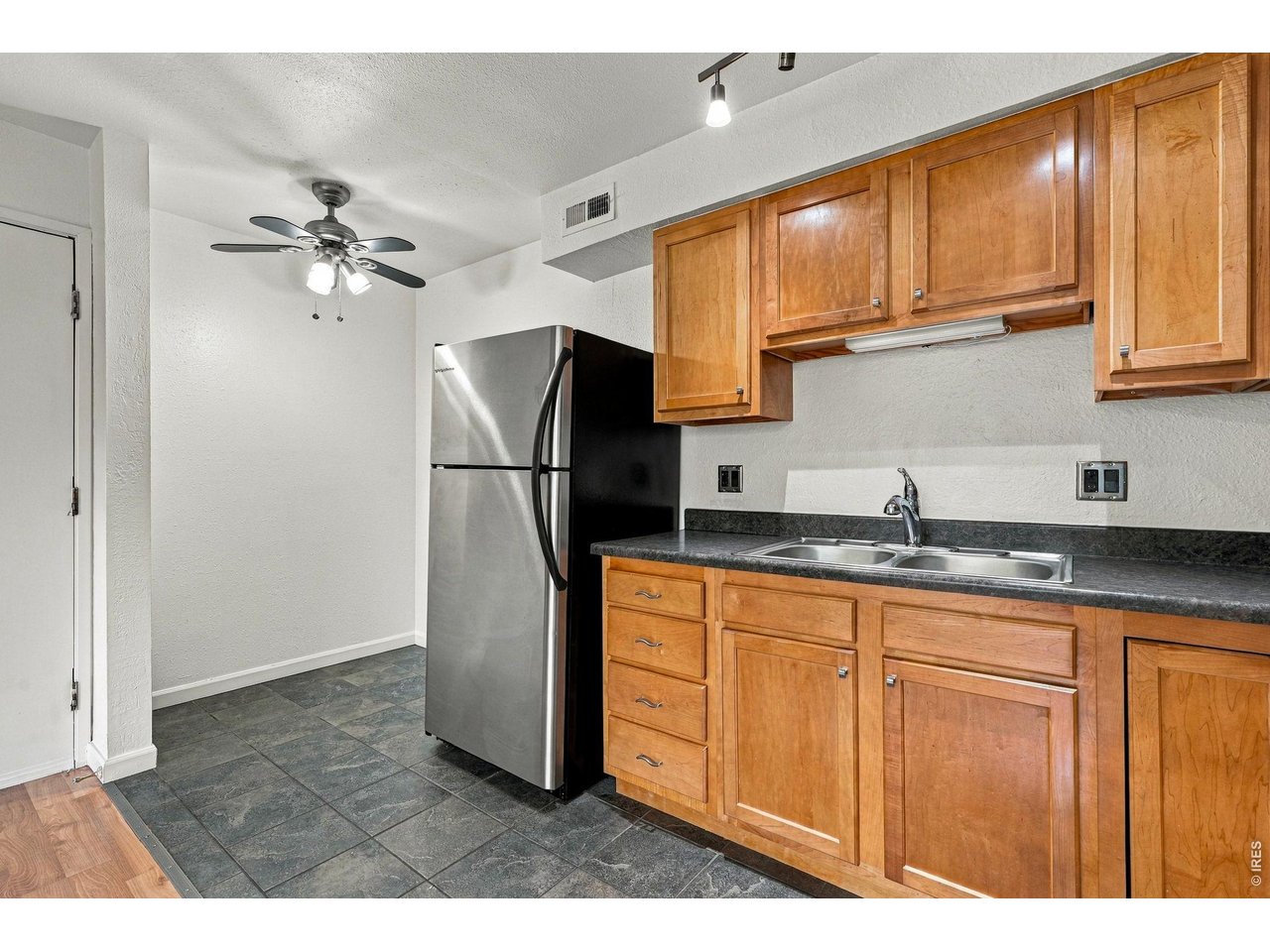 3250 Oneal Cir K36