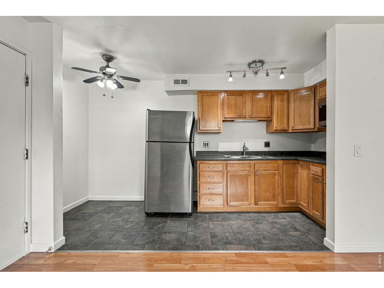 3250 Oneal Cir K36