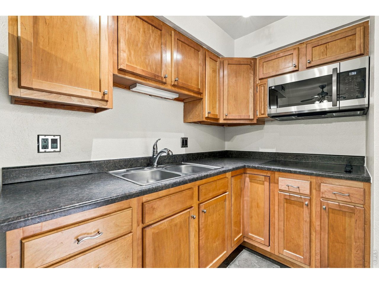3250 Oneal Cir K36
