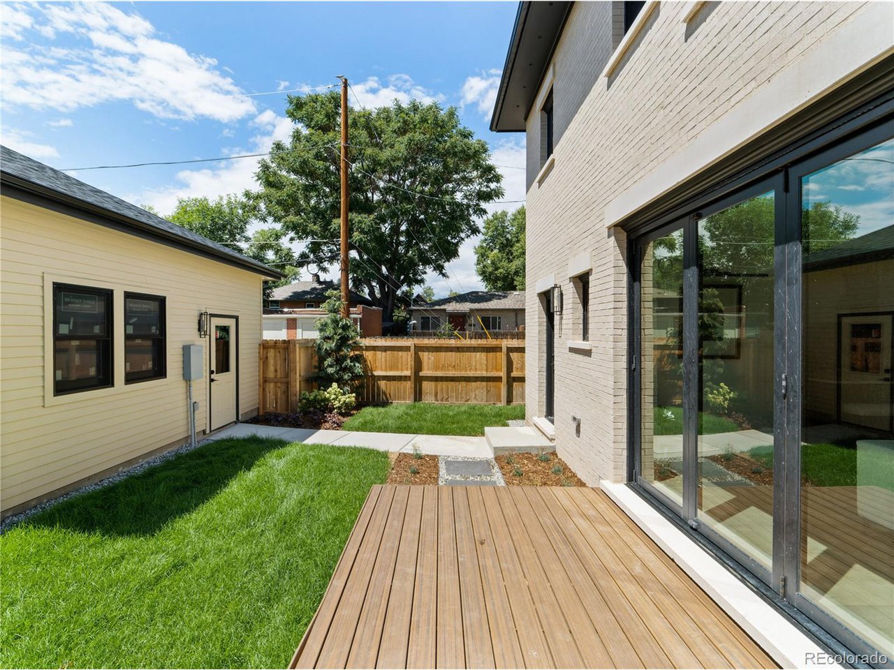 2630 W 37th Ave