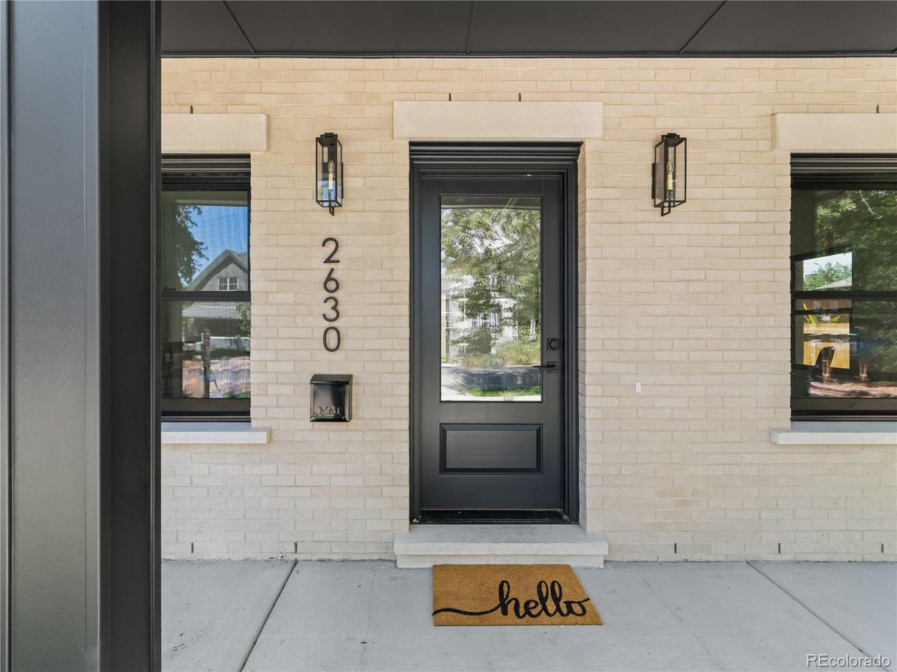 2630 W 37th Ave