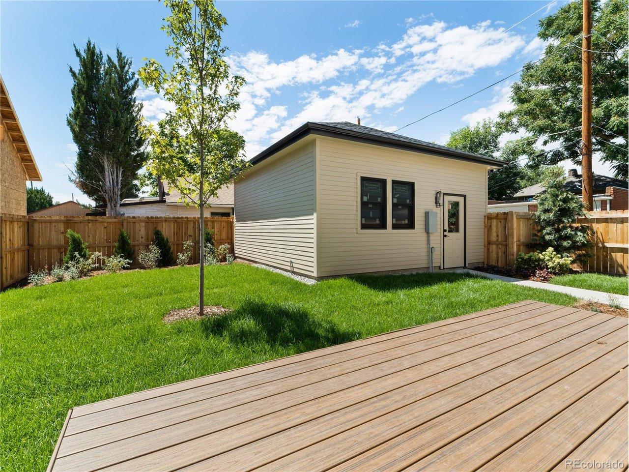 2630 W 37th Ave