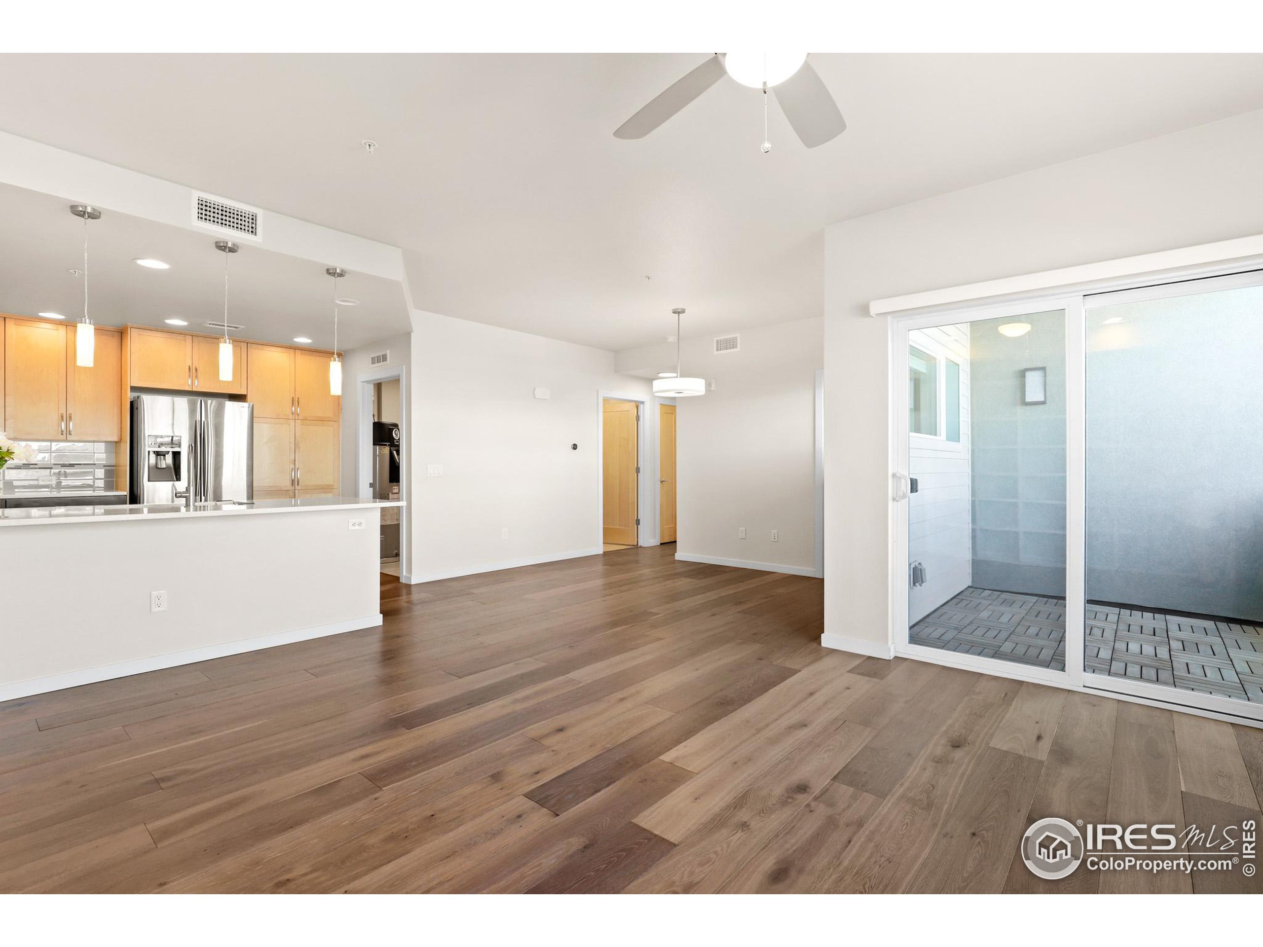 1320 Snowberry Ln 202