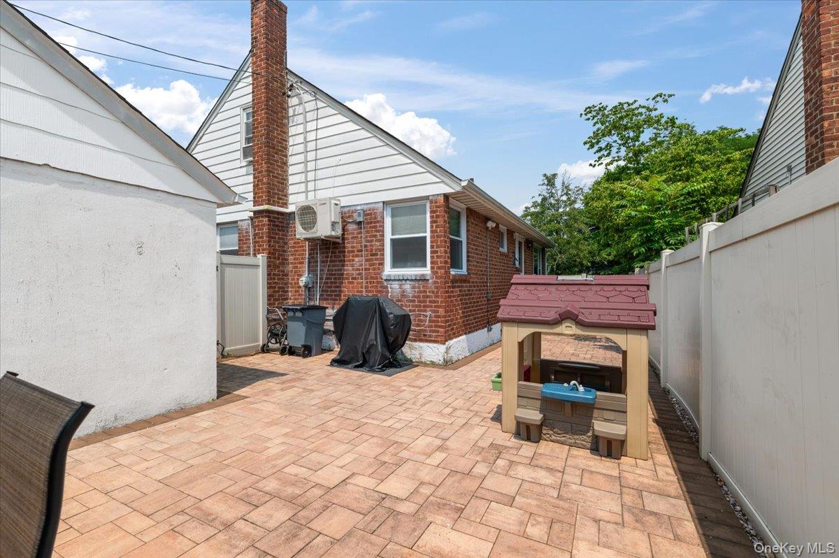 72 Pembrook Drive
