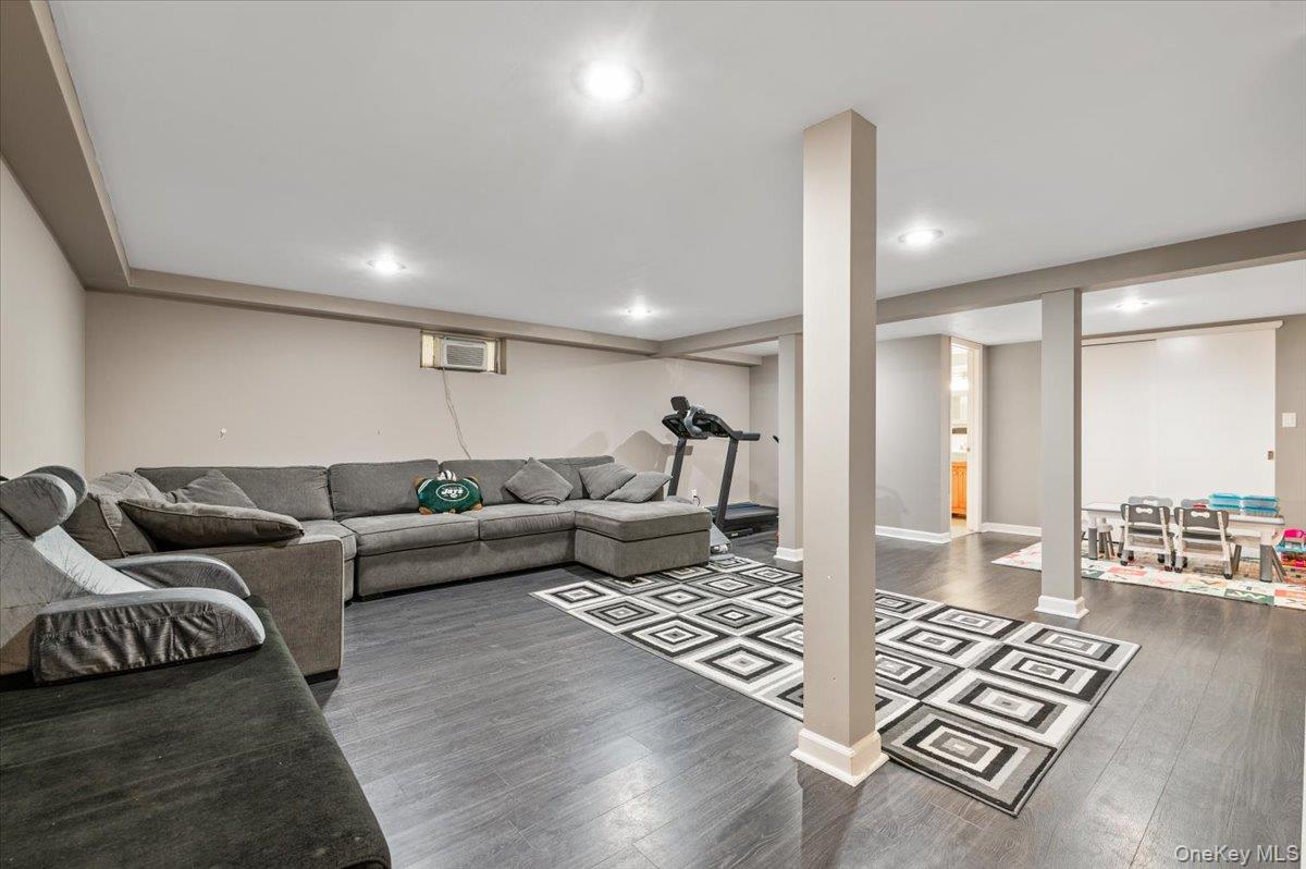 72 Pembrook Drive