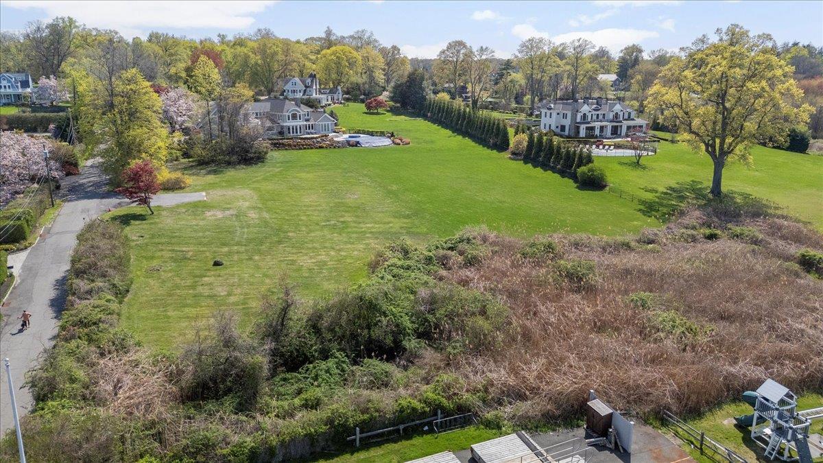 36 Bay Crest Drive