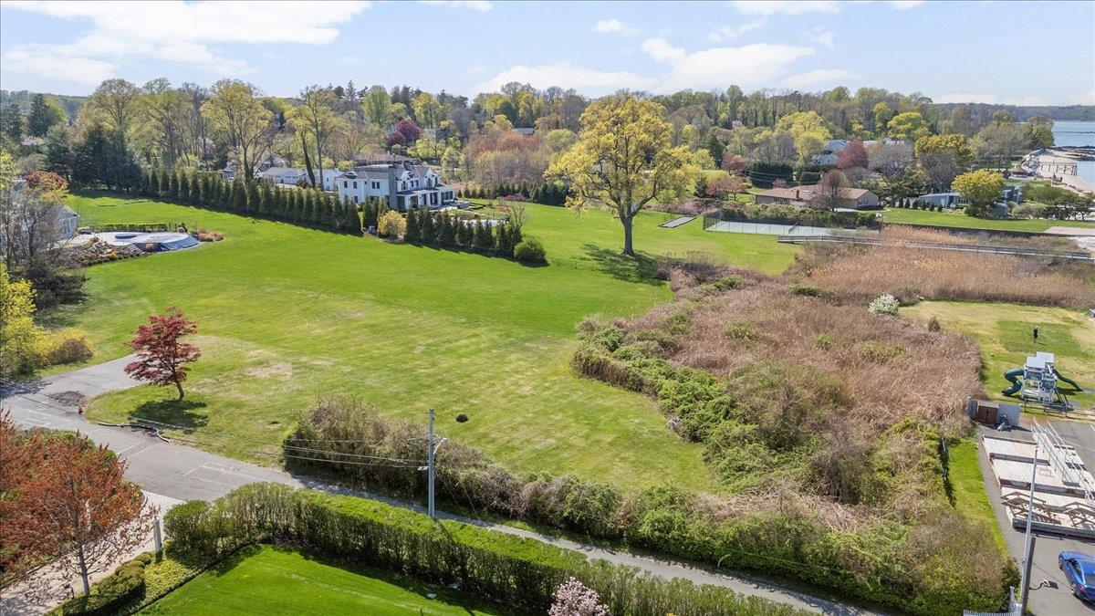 36 Bay Crest Drive