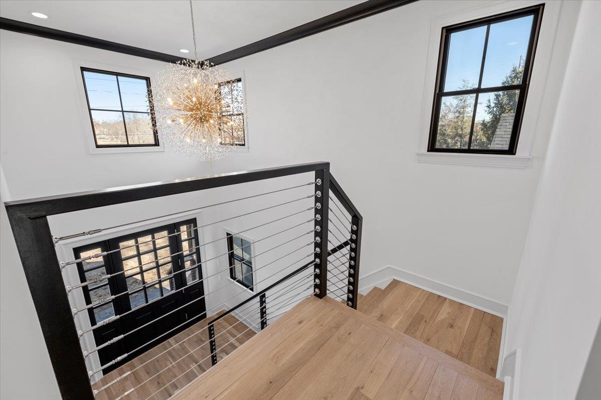 211 E Pulaski Road