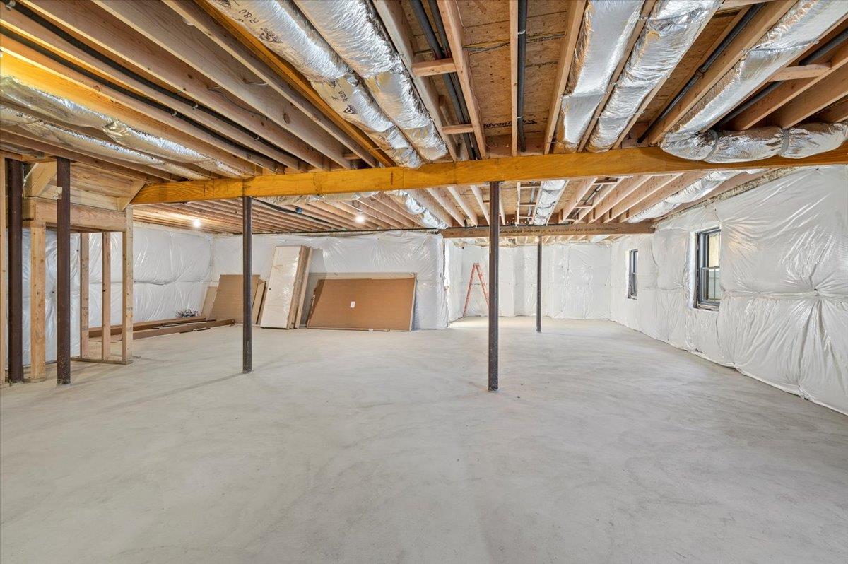 211 E Pulaski Road