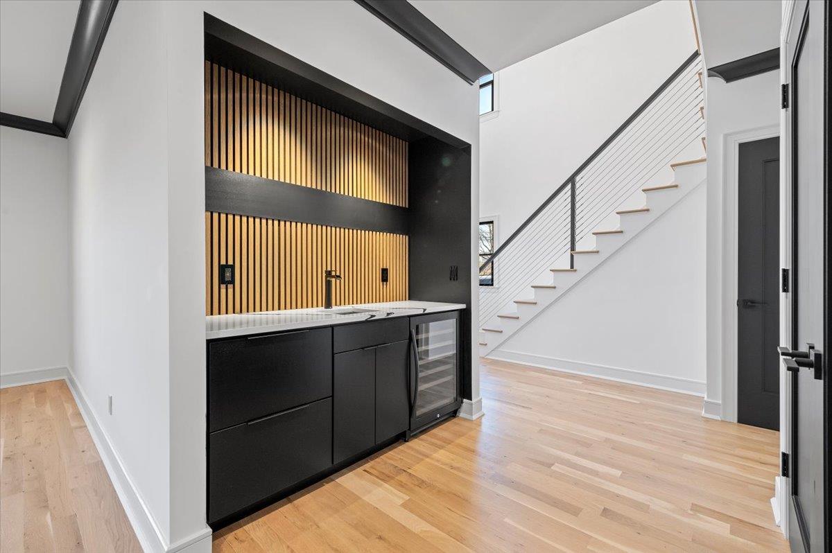 211 E Pulaski Road