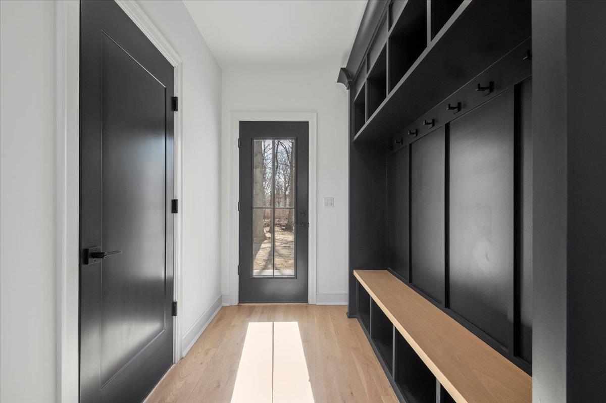211 E Pulaski Road