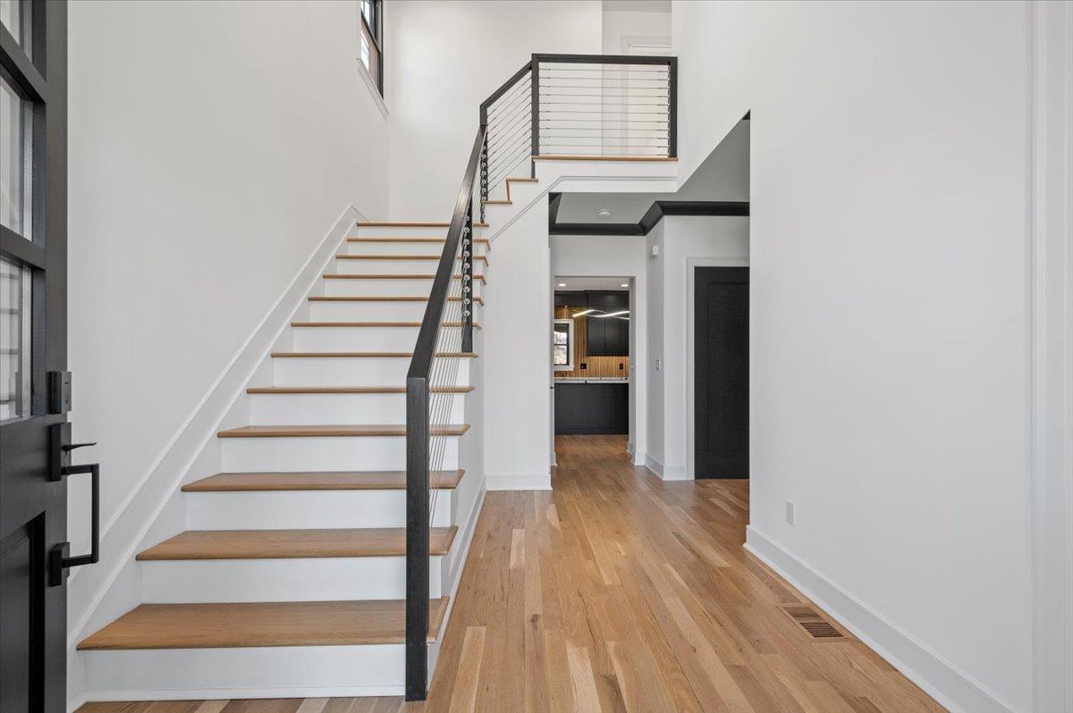 211 E Pulaski Road