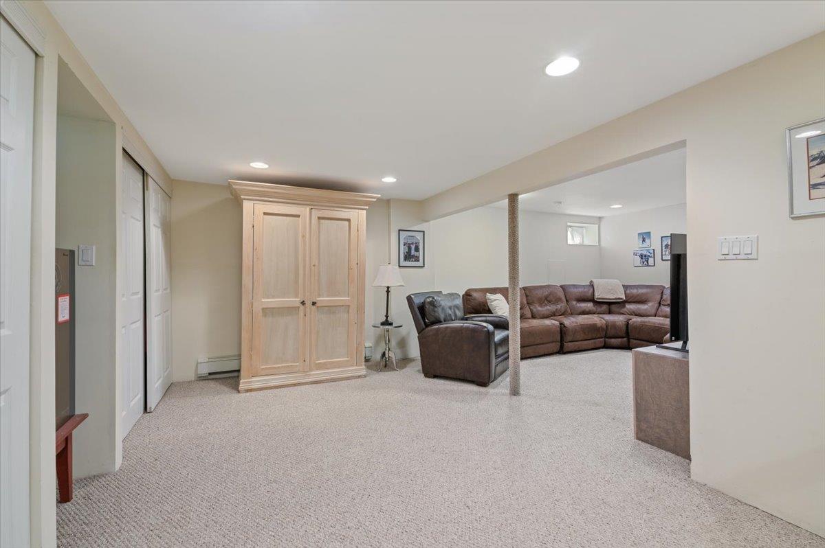 96 Bay Road