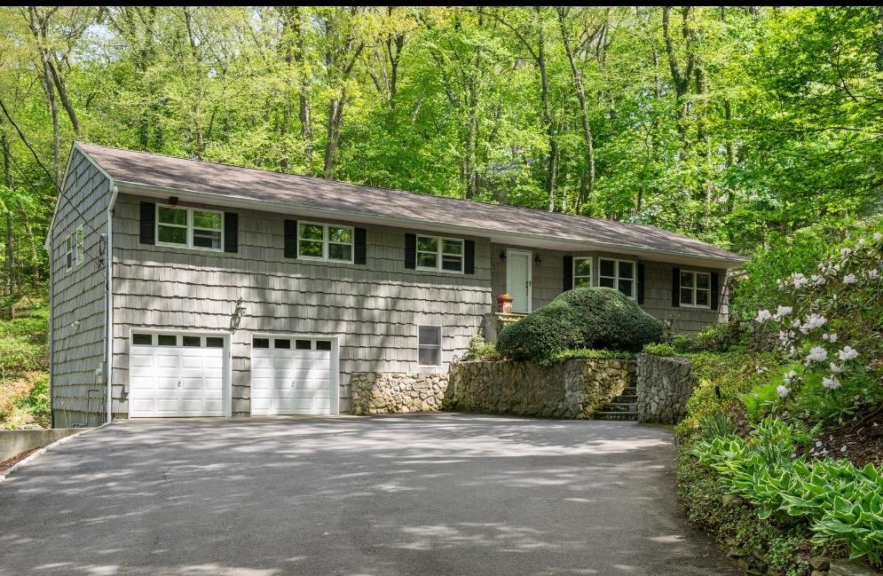 96 Bay Road