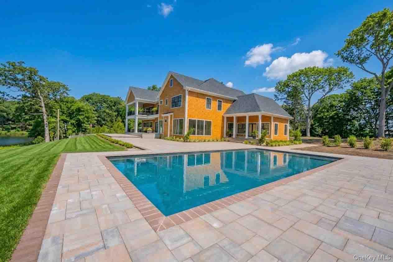 106 Cove Road