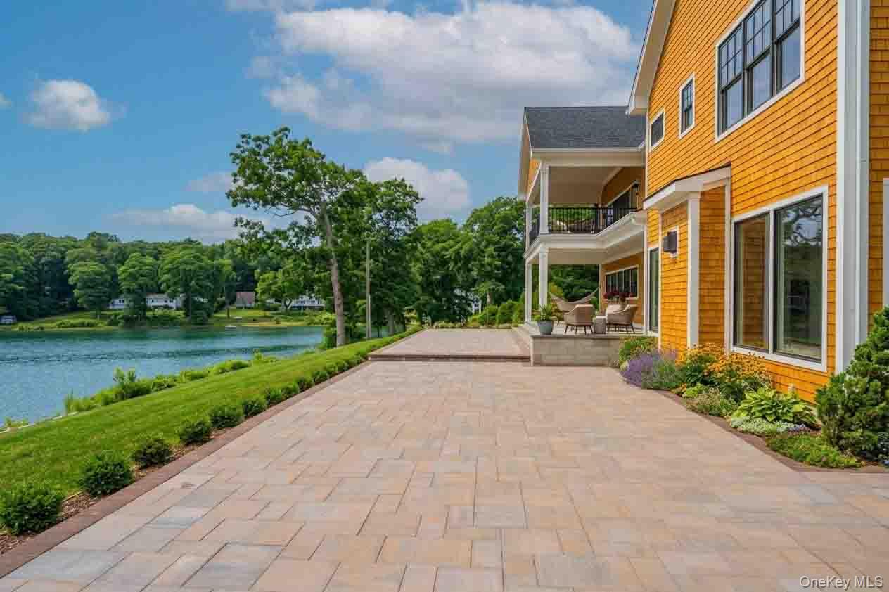 106 Cove Road