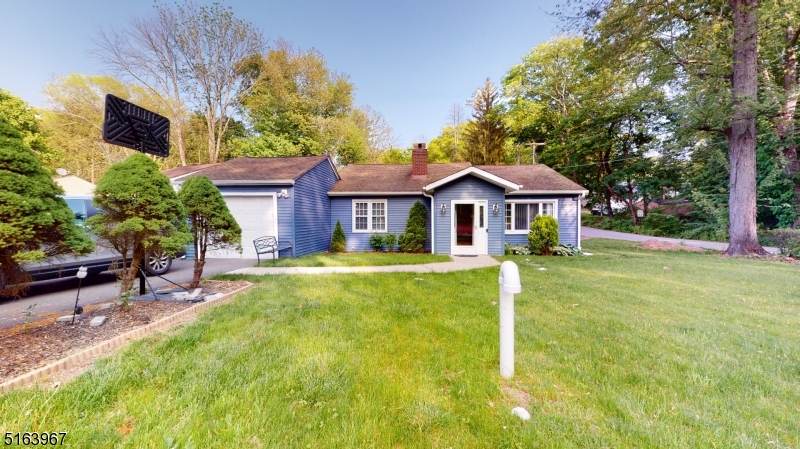 110 Andover Sparta Rd