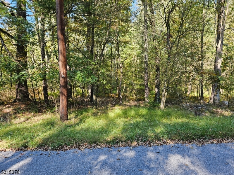 20-22 Beach Dr