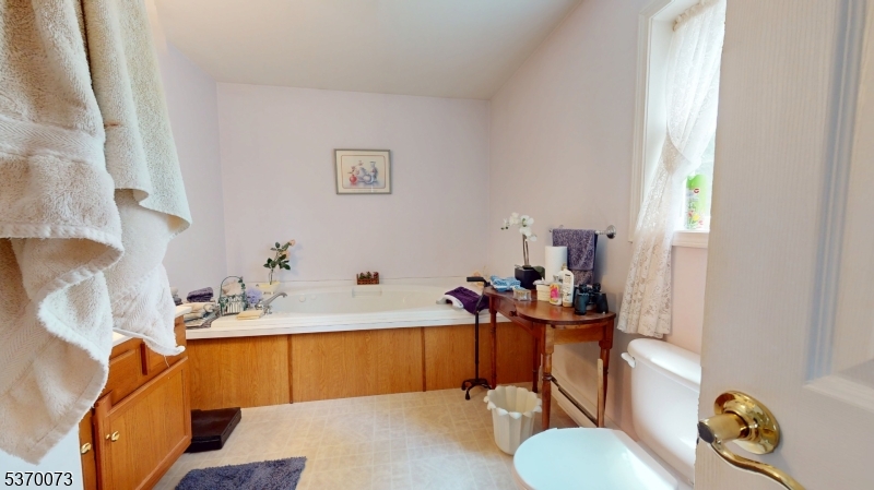 40 Clove Rd