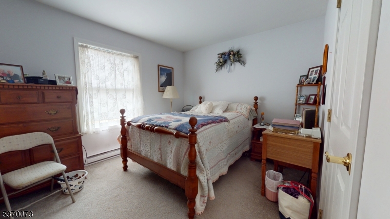 40 Clove Rd