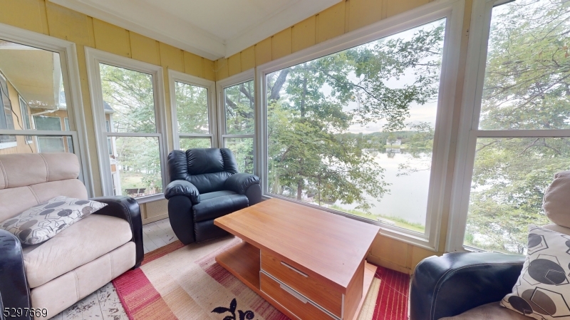 368- F Lake Shore South F