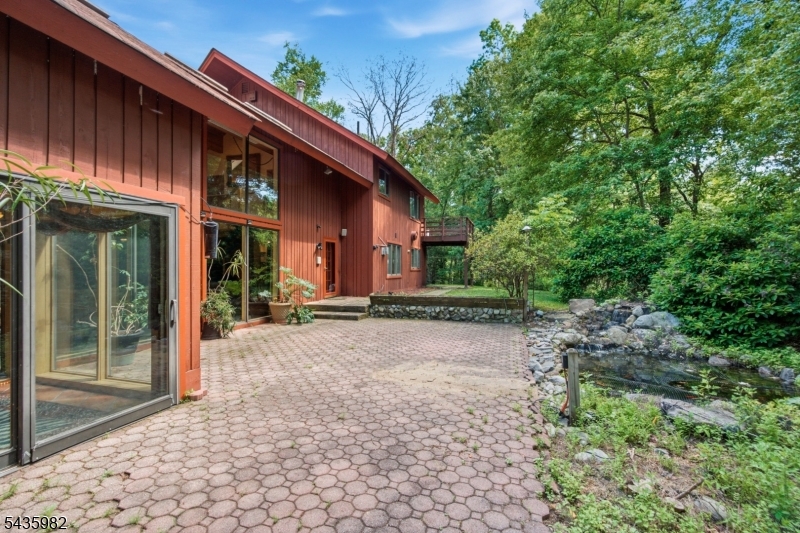 229 Clove Road