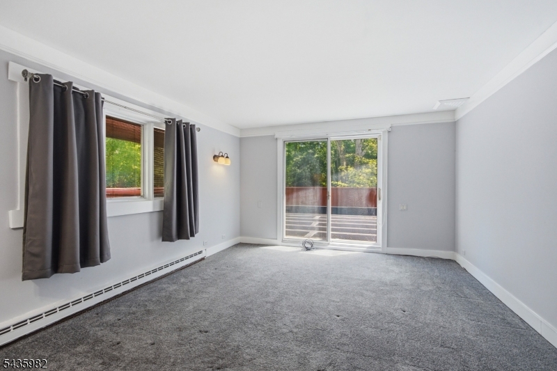 229 Clove Road