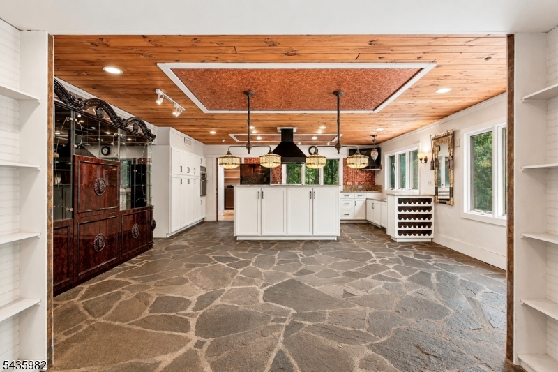 229 Clove Road