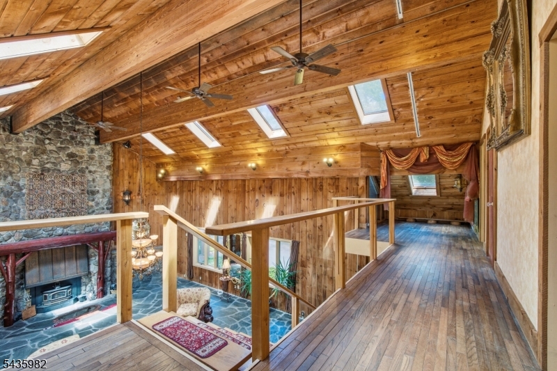 229 Clove Road