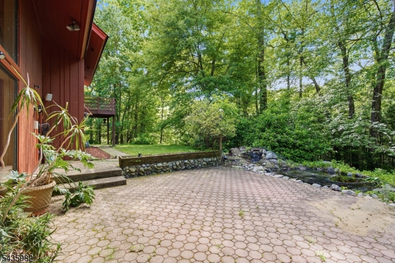 229 Clove Road