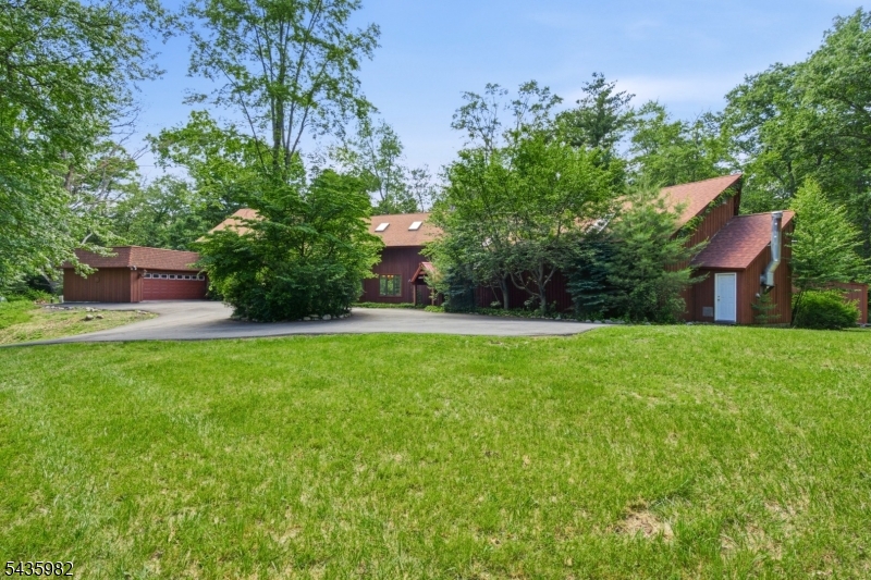229 Clove Road