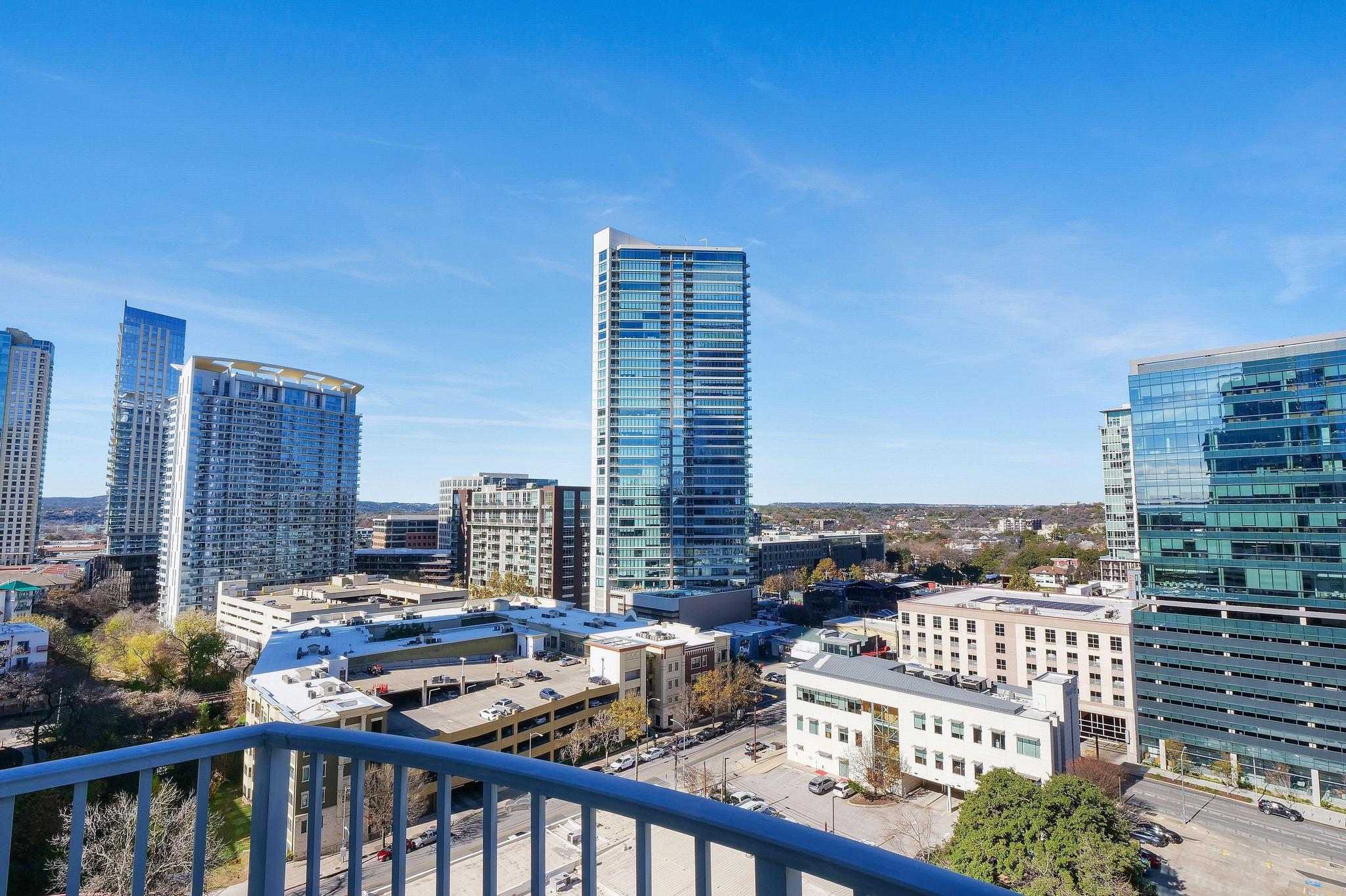 360 Nueces ST # 1318