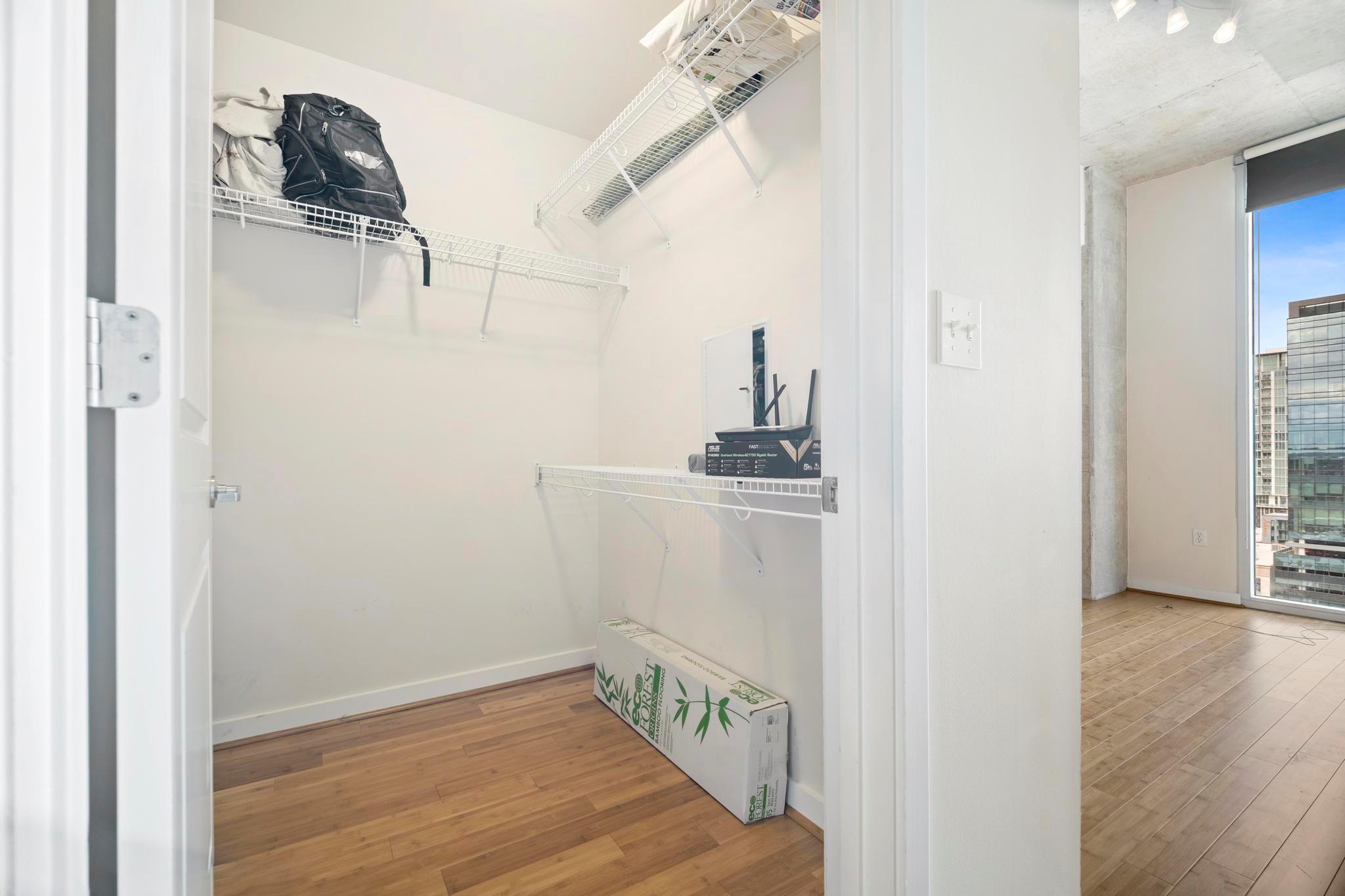 360 Nueces ST # 1318